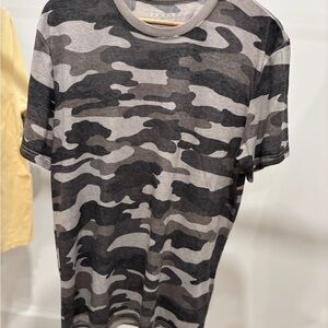 Lucky Brand Black and Gray Camouflage Tee